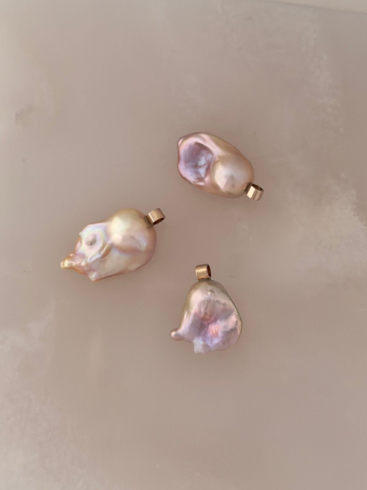 TUBE PEARL - 14 Carat