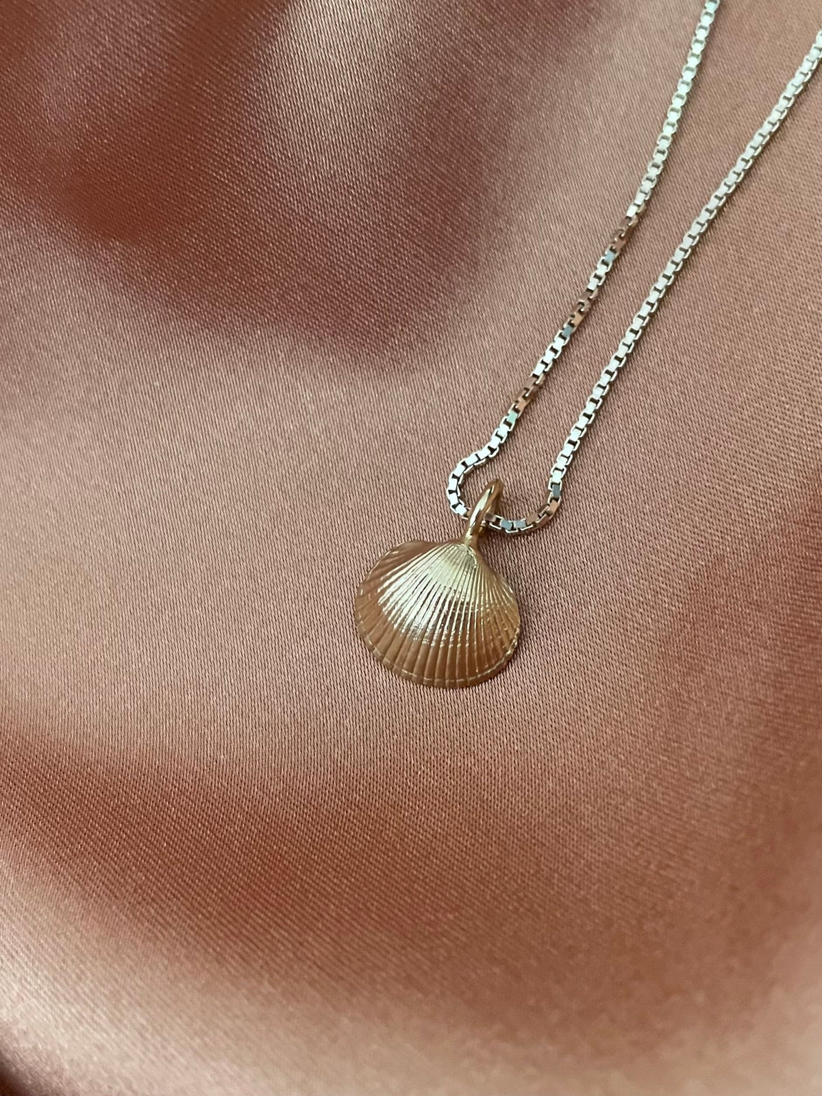 Rano pendant - 14 carat